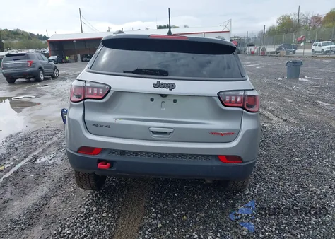 2020 Jeep Compass Trailhawk 4X4 z USA, uszkodzony, nr VIN 3C4NJDDB6LT184616